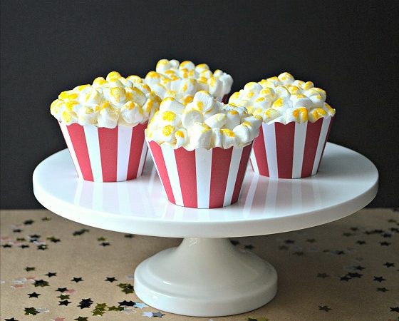 Box of Popcorn Cupcakes - 560x560