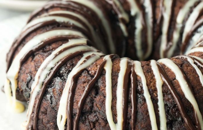 Double-Chocolate-Monkey-Bread-www.thereciperebel.com-1-of-7-768x1152