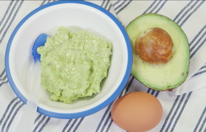 Make Your Own Baby Food: Eggy Guacamole