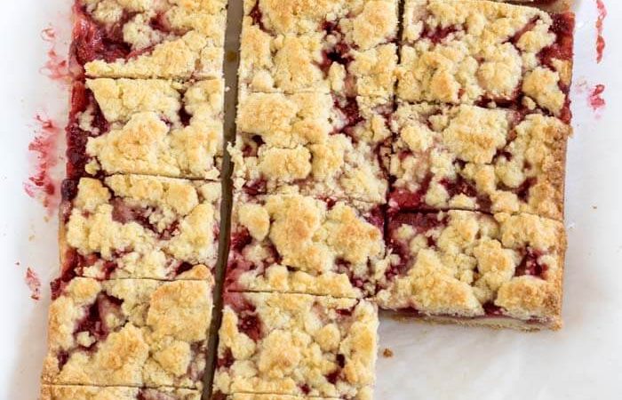 strawberry_crumb_bars-41