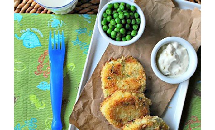 Fish Cakes With Lemon-Dill Dipping Sauce