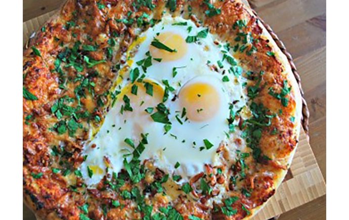 Breakfast-for-Dinner Pizza