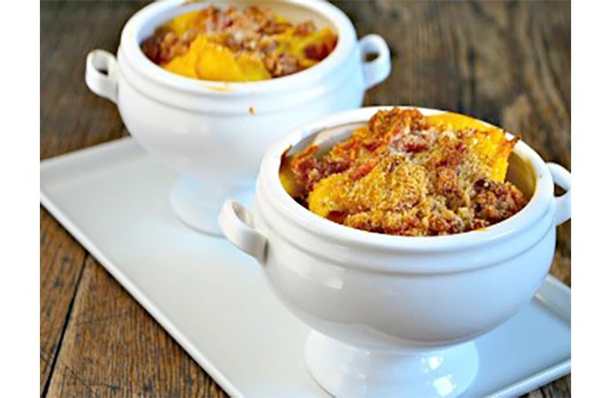 Cheesy Pasta with Squash and Bacon