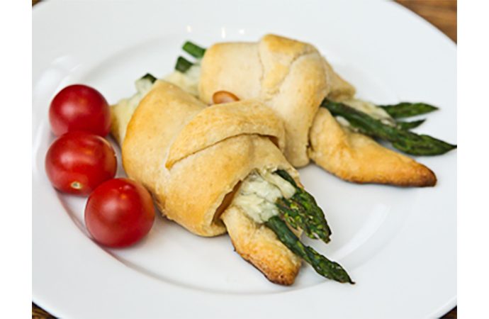 Asparagus Roll-Ups with Turkey and Havarti
