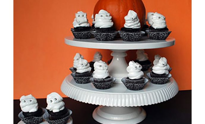 Spooky Ghost Cupcakes