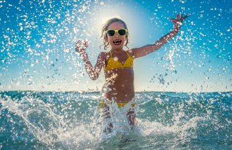 Best Beaches Near Toronto for a Family Day Trip
