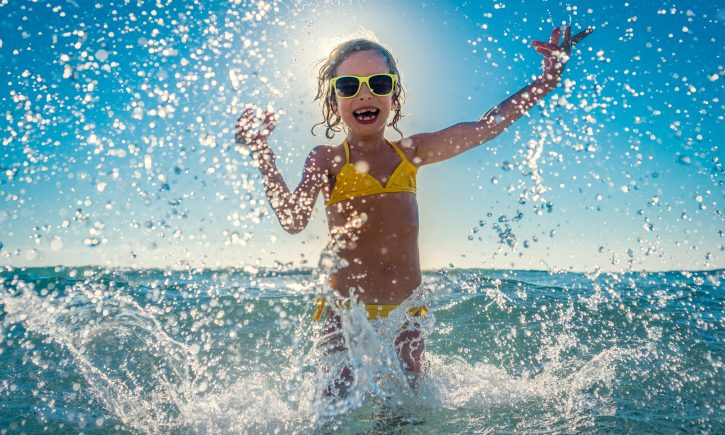 Best Beaches Near Toronto for a Family Day Trip