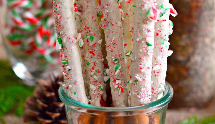 Peppermint Pretzel Sticks - 560 x 560