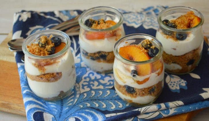 Gingersnap Peach Parfait