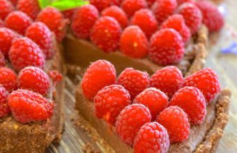 healthy-raspberry-chocolate-fidge-tart-9 copy 2
