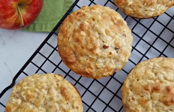 appleoatmealmuffins_final2