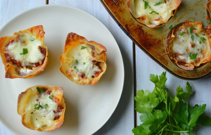 Lasagna Wonton Cups