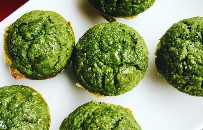healthy spinach muffins